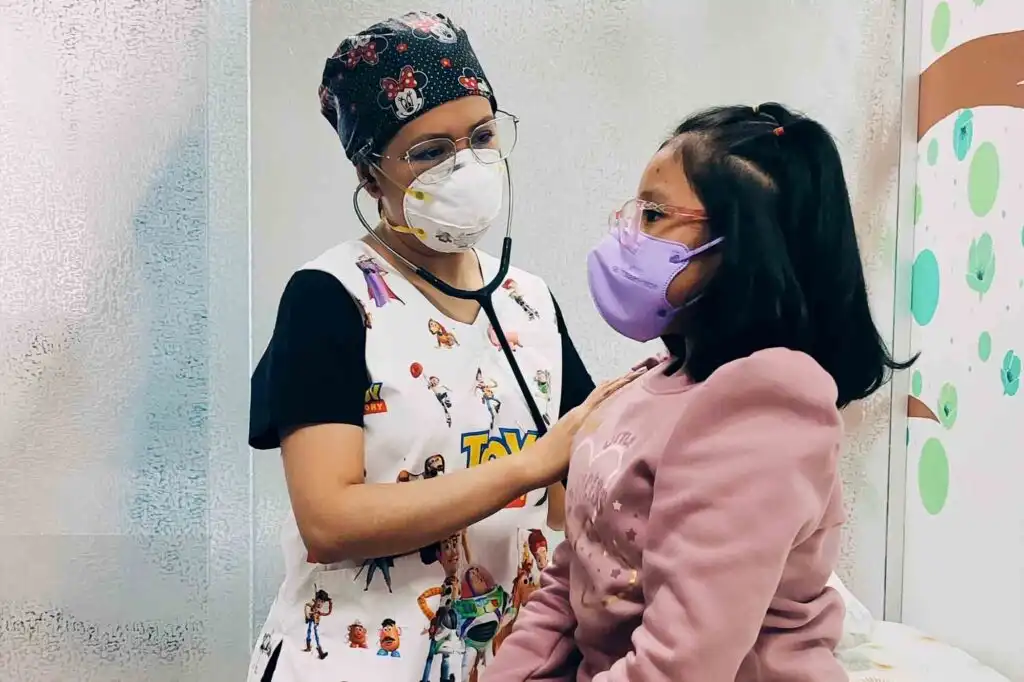 Dra Velka Cortez Que es un reumatologo pediatra 1024x682 1